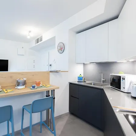 Rossana, By Short Holidays Apartment