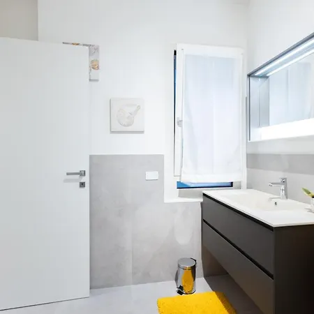 Rossana, By Short Holidays Apartman