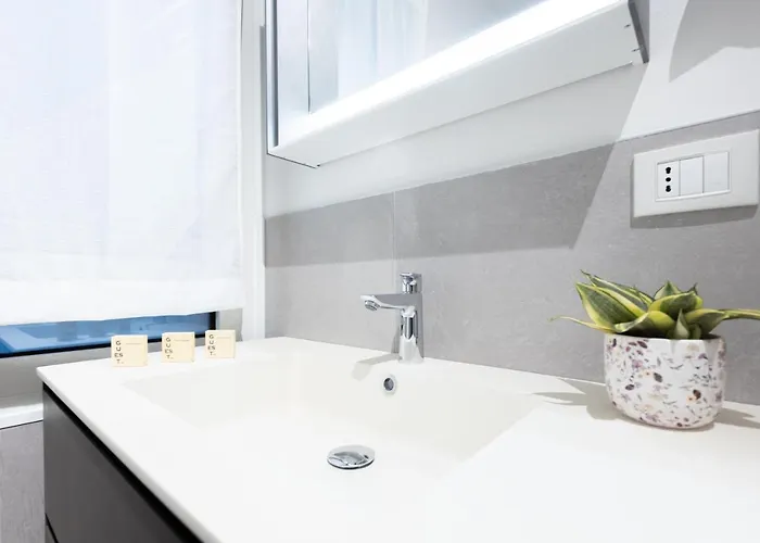 Rossana, By Short Holidays *